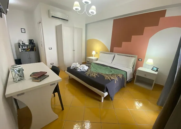 Postino Pensión 4*